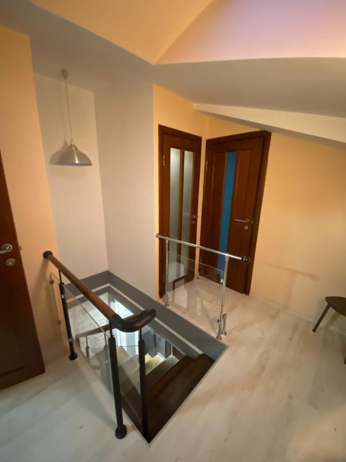 Apt In The Center Of The Town Near The Opera House Apartment Liov Exterior foto