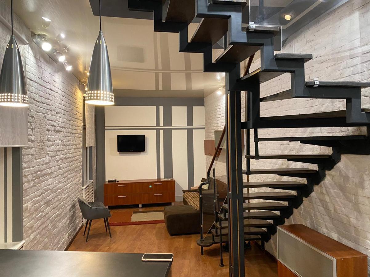 Apt In The Center Of The Town Near The Opera House Apartment Liov Exterior foto
