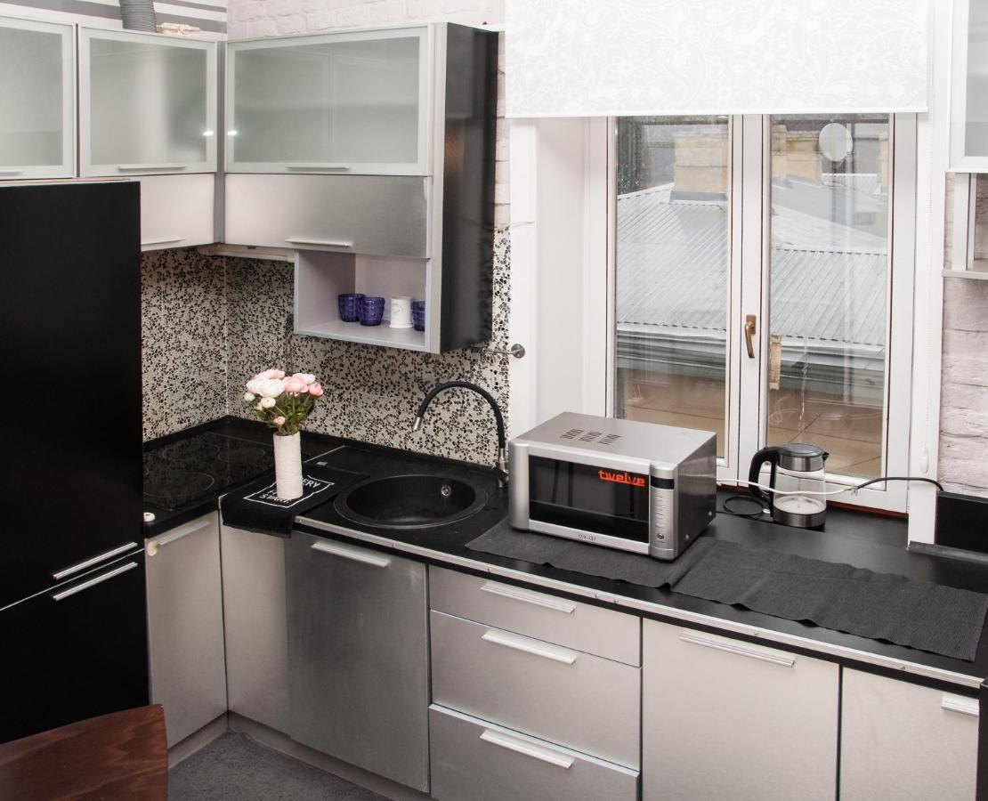 Apt In The Center Of The Town Near The Opera House Apartment Liov Exterior foto