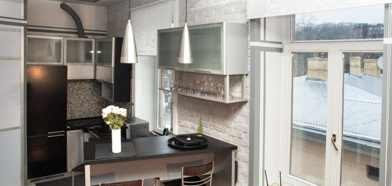 Apt In The Center Of The Town Near The Opera House Apartment Liov Exterior foto